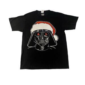 Darth Vader Star Wars Christmas Graphic T-Shirt. Large. 100% Cotton.